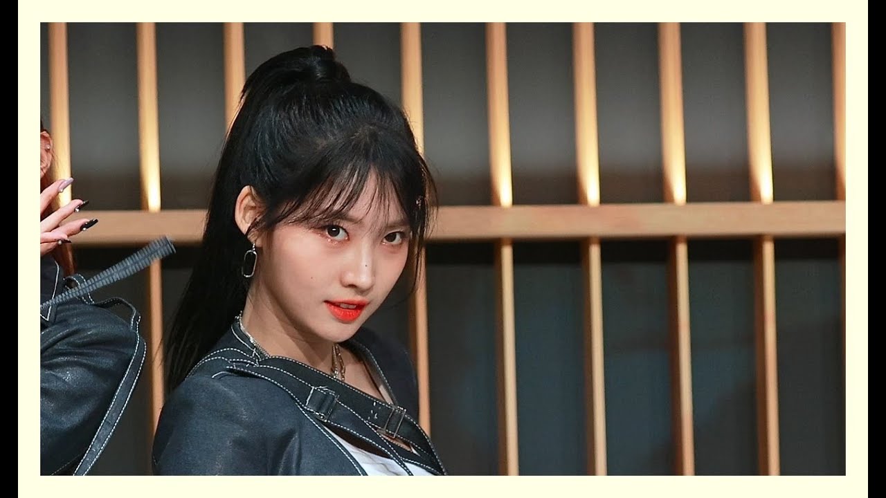 [facecam ver.] 210605 에버글로우 EVERGLOW 시현 SIHYEON : ' First ' fancam 직캠 @ 신촌 엠투유 팬사인회 (4K 60p)