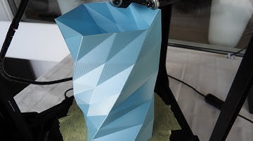 Watch how 3D printer works - Micromake D1