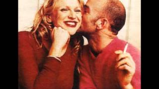 MICHAEL STIPE FEAT. COURTNEY LOVE - RIO GRANDE