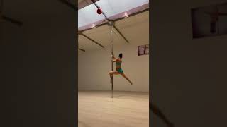 S’exprimer face au confinement « pole dance »