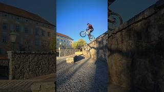 Wait for the end!🔥 #footjamwhip #drop #gap #trial #streettrial #sickseries #mtb #downhill #bike