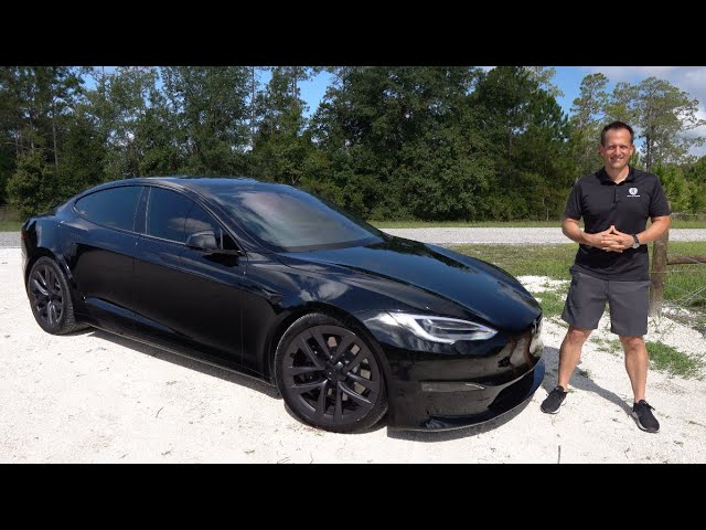 Tesla Model S plaid REVIEW with Autobahn (2023) - the hypercar from stock!  😱 