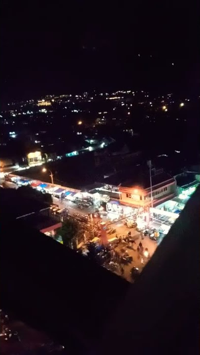 Indahnya Pemandangan Kota Batu Malang Saat di Lihat Pada Malam hari😊