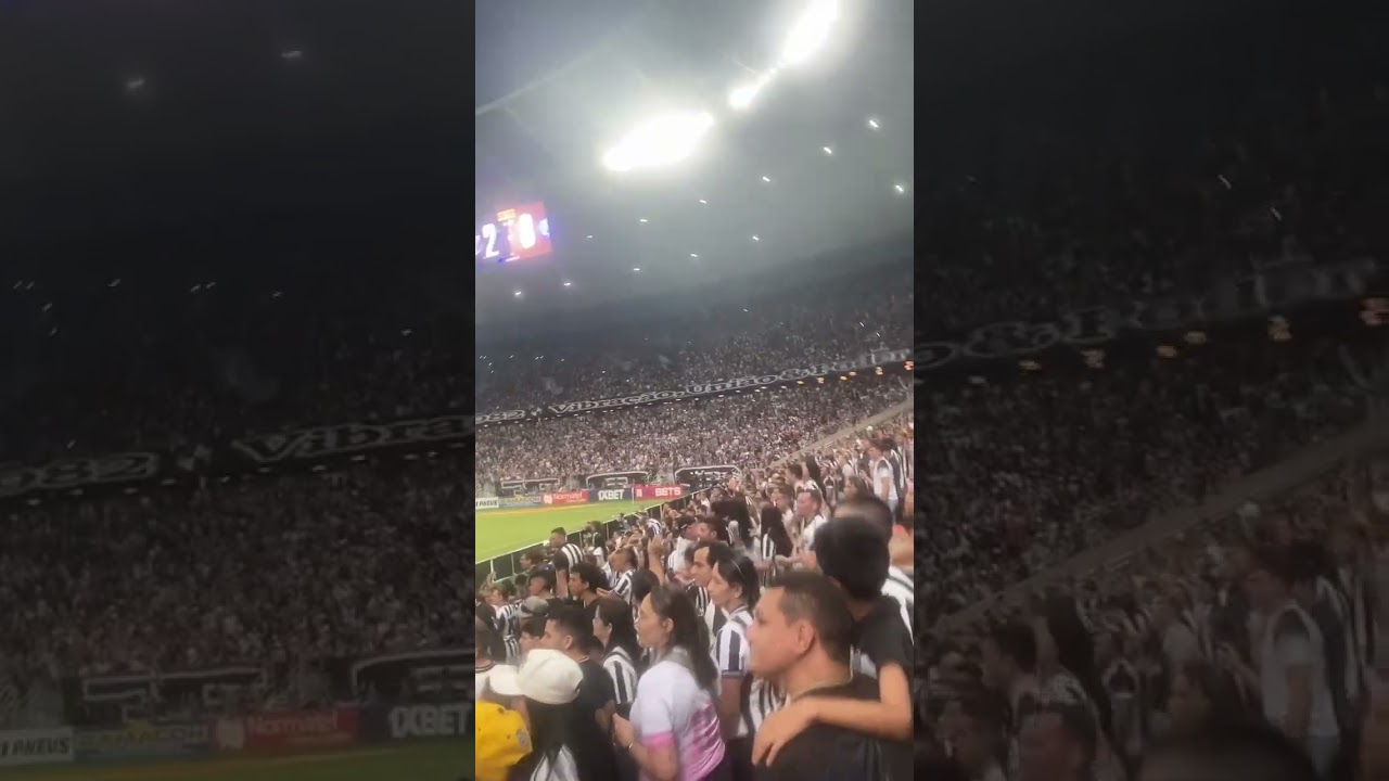 Torcida do Voz&atilde;o no jogo de semifinal Cear&aacute; x Iguatu.