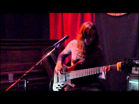 Ariane Cap - Bass Solo - JS Bach - Badinerie