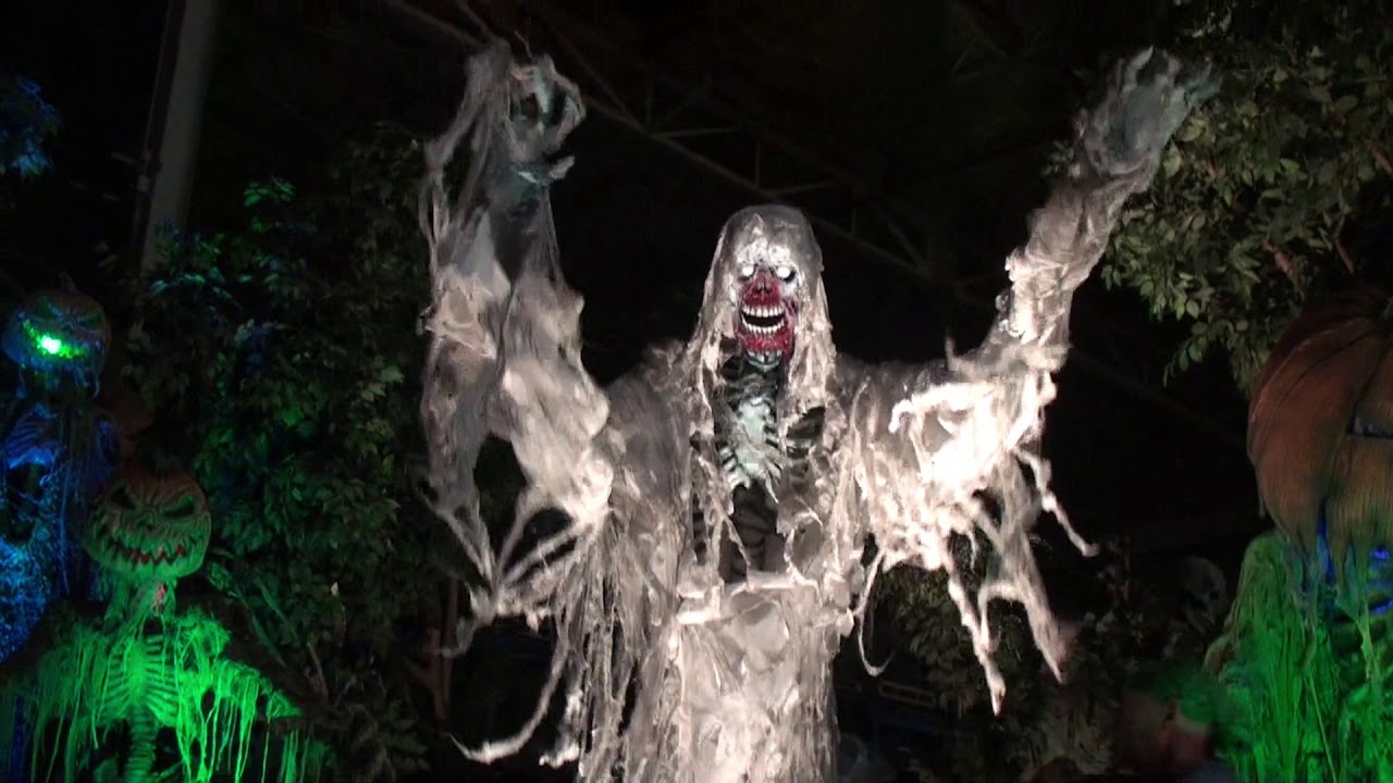 14' Tall Super Skelerector- Reaper ⋆ Scare Factory