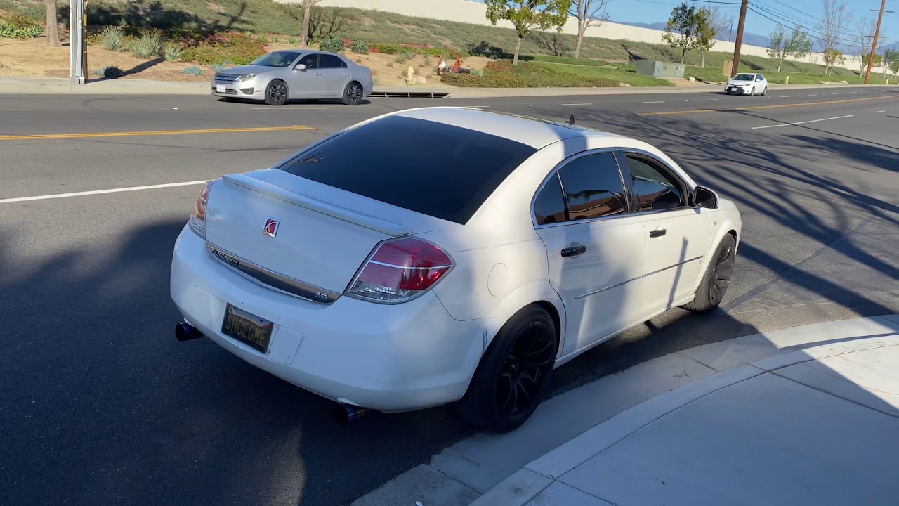 Revs and take off - Saturn Aura XR