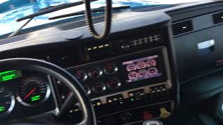 2013 Kenworth T660 Interior