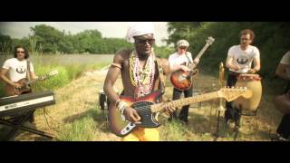 Vaudou Game - Pas Contente - (official video) chords