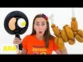يصنع فلاد ونيكيتا ألعاب ا من البالونات