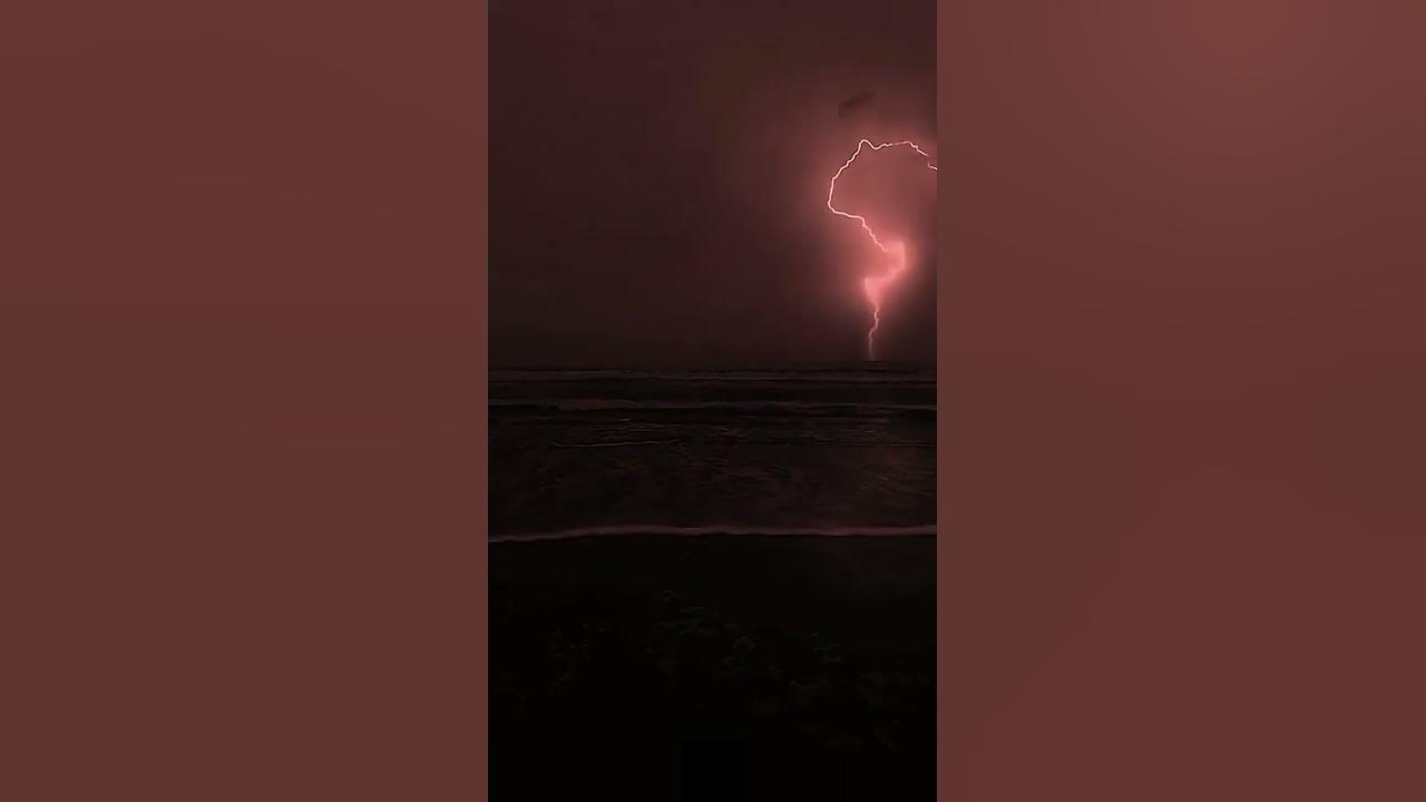 Red Lightning ⚡😱