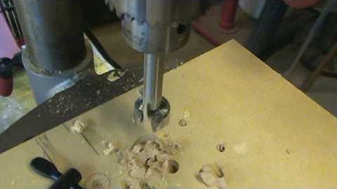 Chapter9_x_axis_table_legs.mpg