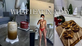 WHAT I EAT IN A DAY | workout with me, body insecurity chat, freely eating