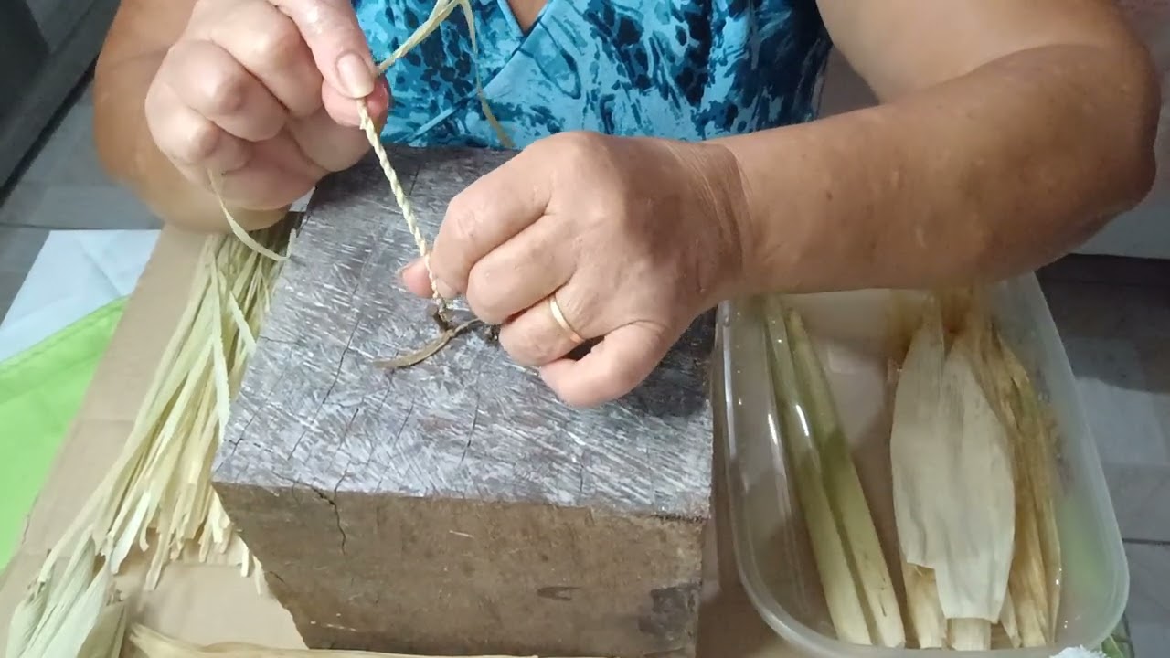 cordinha de palha de milho, vem aprender comigo