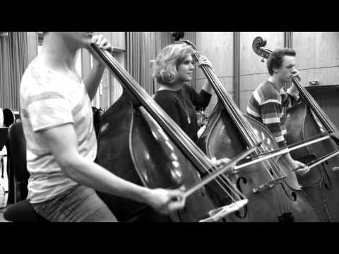 »COW« – String Effects: Aleatoric Tremolo