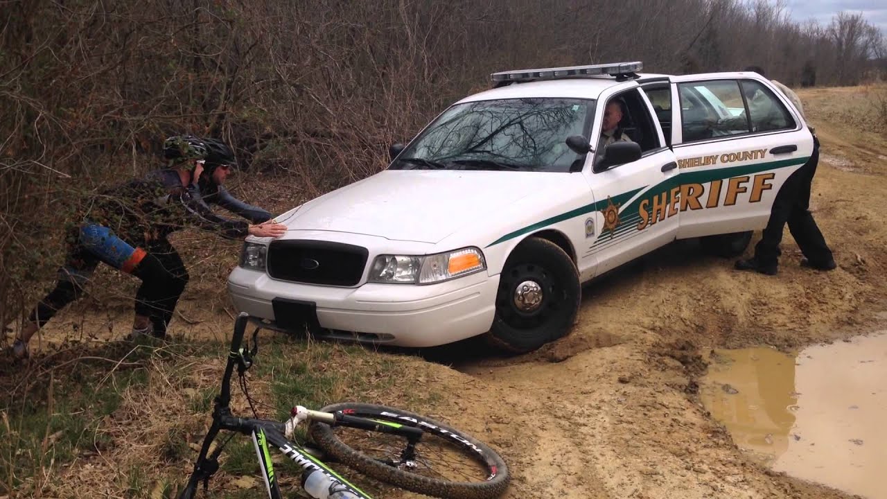 Memphis Sheriff Police Car Stuck on Wolf River Trail - YouTube