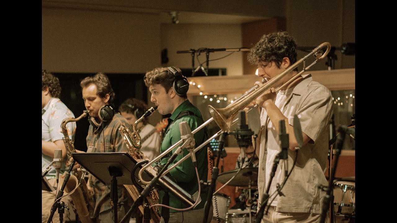 Desafinado - Ziv Kartaginer feat. Marina Estrela