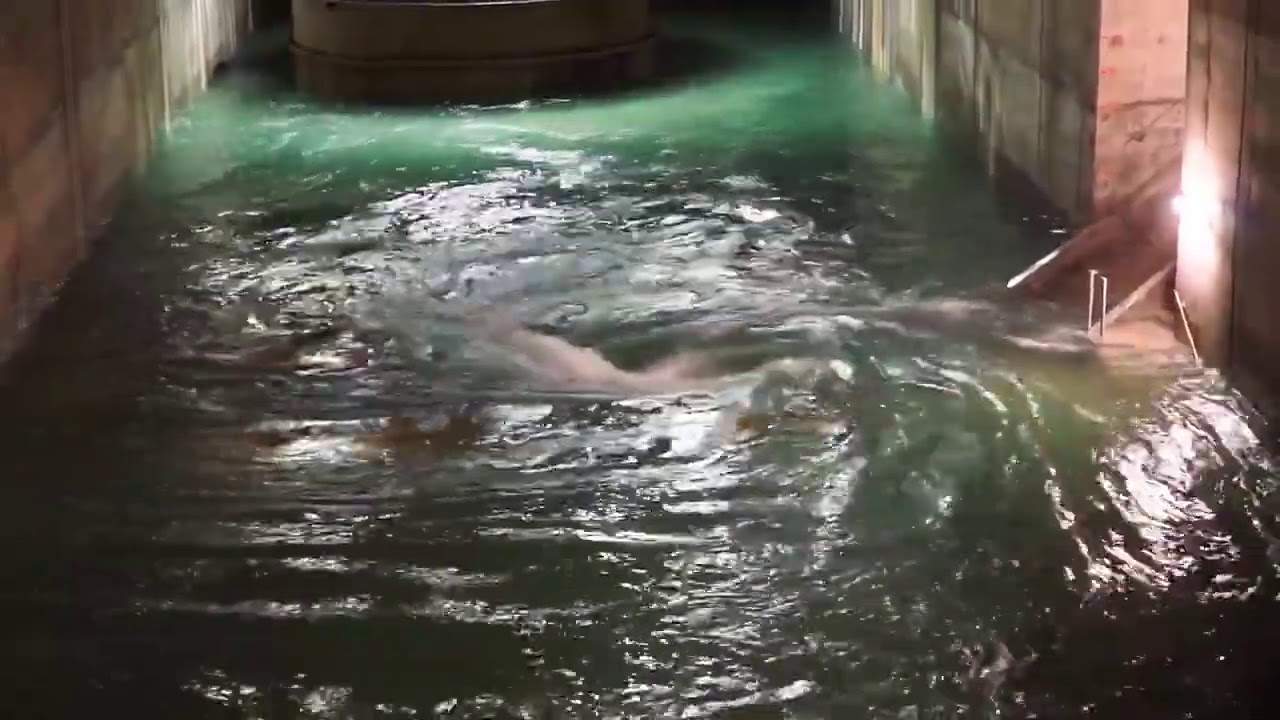 Room of Water Giant Whirlpool Created YouTube