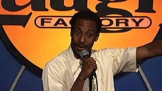 Dwayne Perkins - White People Dance Better (Stand Up Comedy) Dwayne Perkins - White People Dance Better (Stand Up Comedy)