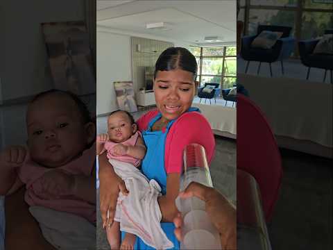Baby cute very funny💉🩸😰 #funnymoments #mood #comedy #color #alone #like #shorts #injection #doctor