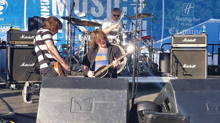 Soul Asylum - "Black Gold" (Pleasantville Music Festival | 7-13-19)