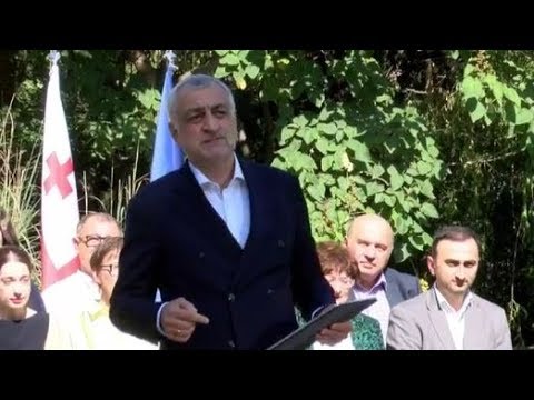 ივანიშვილი ქვეყნის განვითარებას ამუხრუჭებს - მამუკა ხაზარაძე ბიძინა ივანიშვილს დებატებში იწვევს