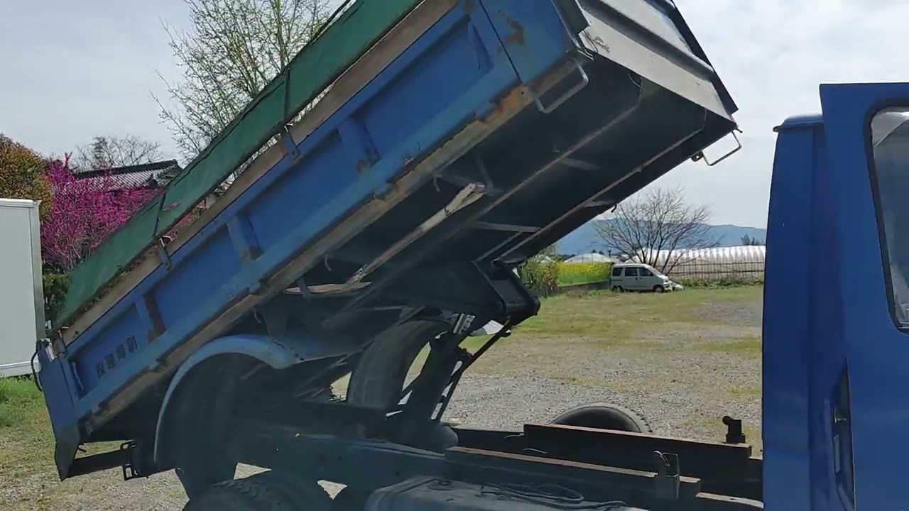 KS AUTO EXPORTS 1993 Mazda Titan dump blue 0973