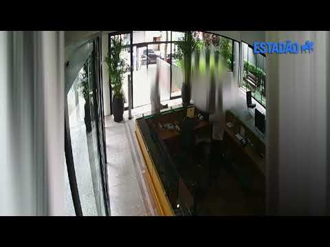 Homem pratica roubo dentro de prédio empresarial no Itaim Bibi, em São Paulo