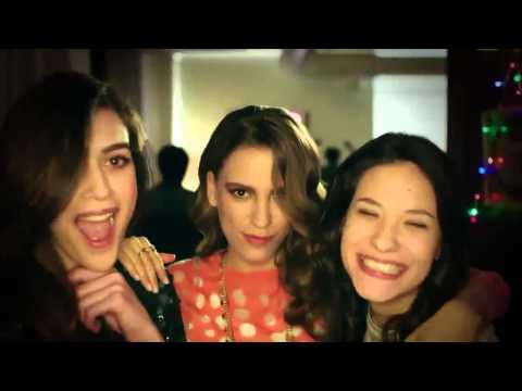 Elidor Şarkısı ve Serenay Sarıkaya Reklamı (Şubat 2014)