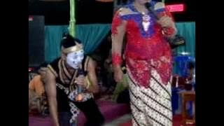 GUYON MATON  - ENTIT - GARENG VS INDRI  SANGKURIANG LIVE IN BATURETNO