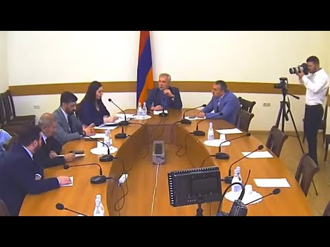 Video: Շոտլանդիայում կանանց անդրանիկ շրջագայության բացման փուլը դադարեցվել է ծայրահեղ եղանակի պատճառով