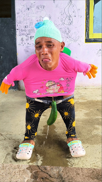 bayi tua ngompol #funnyshort