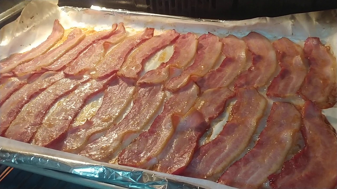 Bacon Cooking In Oven - YouTube