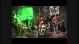 SHUNNO AMAR AMI (LIVE IN ROAD HOUSE)