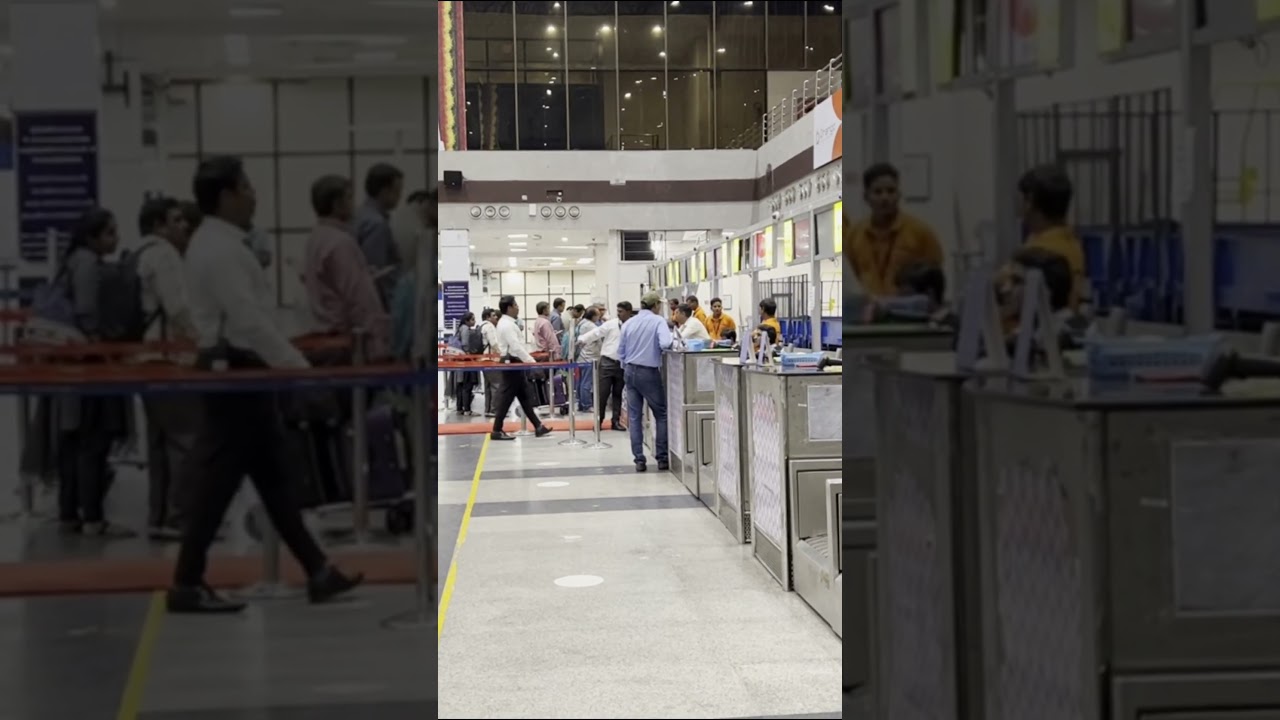 EXTRA LUGGAGE COST IN AIRPORT