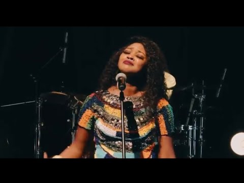 Nelisiwe Sibiya singing Mama Ka Bafana at Rhythm and Blues Virtual concert 