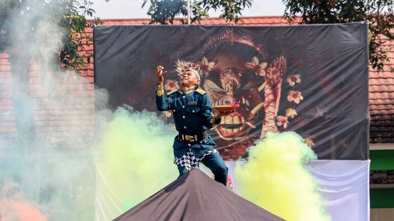 DEMONTRASI EKSTRAKULIKULER PASKIBRA SMAN 1 CIPATAT_2025