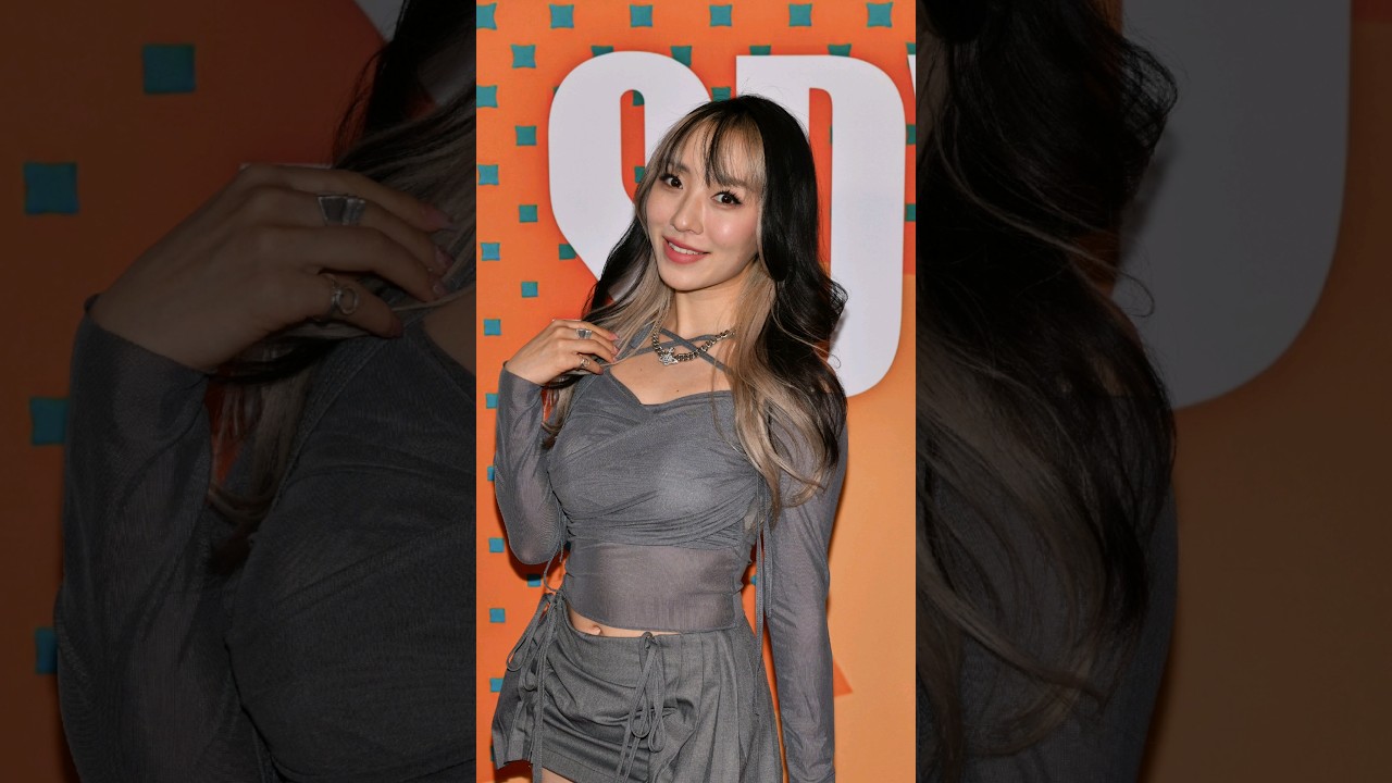 is this that benjamin bottoms thing? #agingbackwards