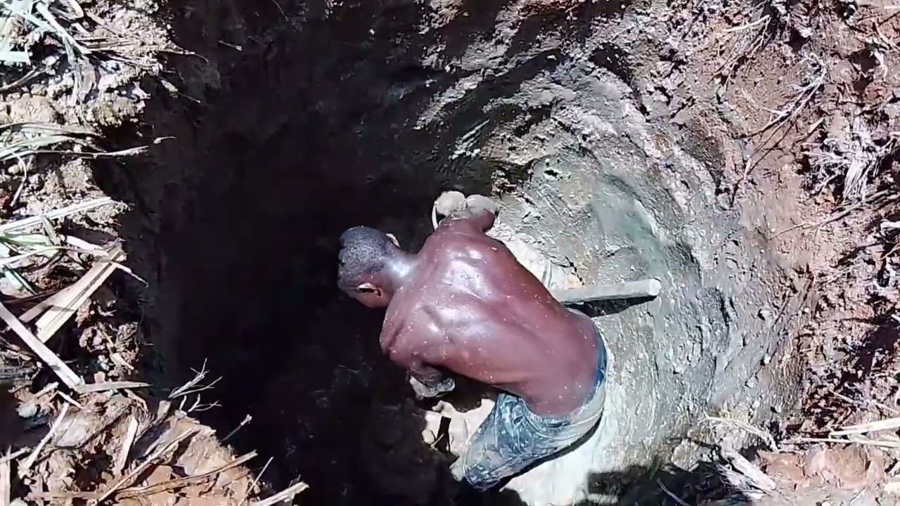 GOLD MINING AND WASHING IN OUR VILLAGE 