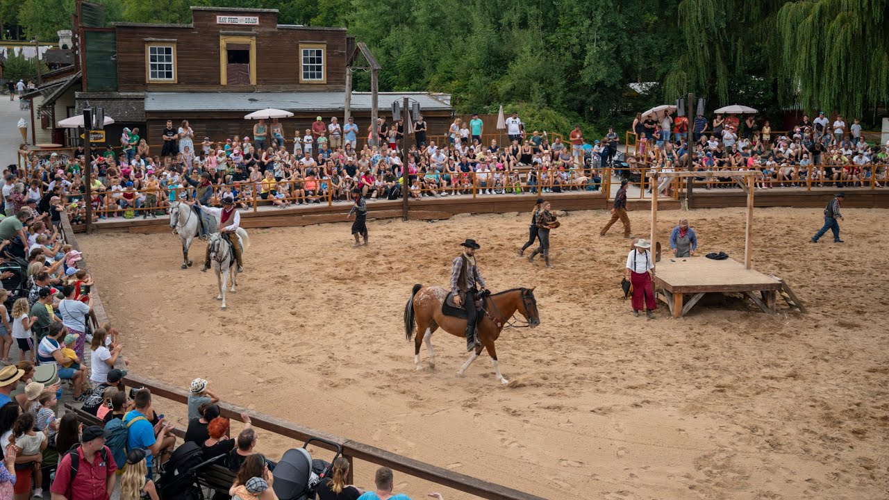 Westren Show at Erlebnispark Schloss Thurn