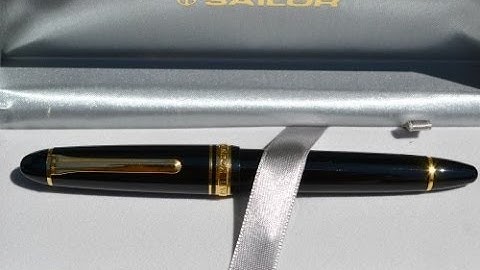 Sailor 1911L Fountain Pen Review - Short Video