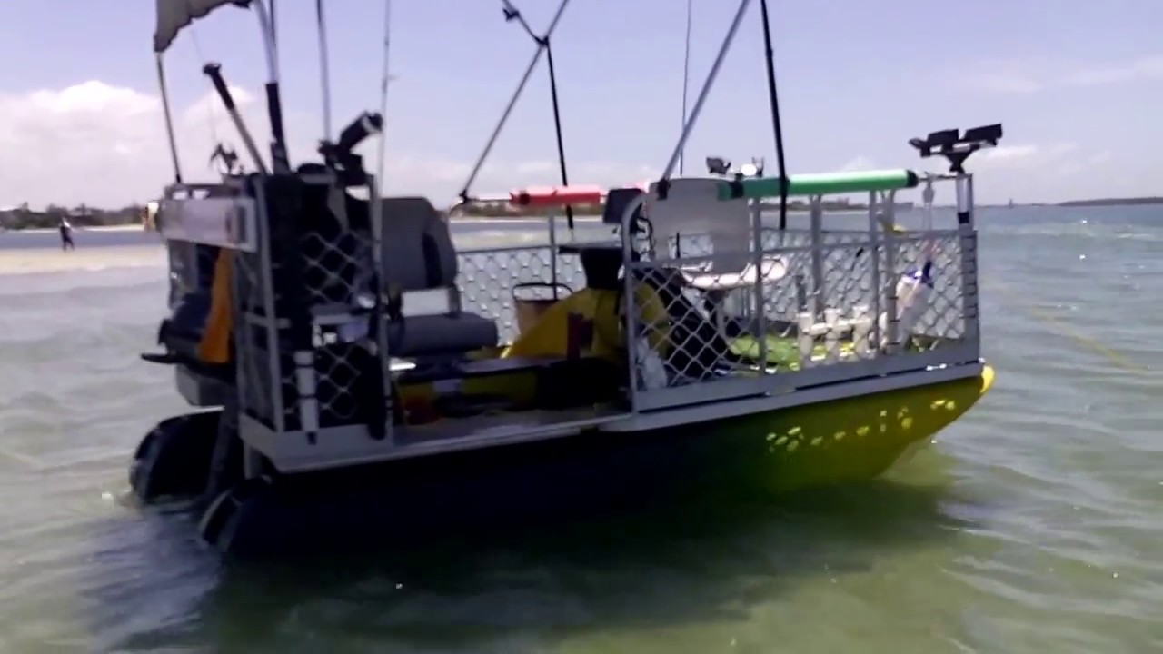 Tony's modded Zego Sports boat - YouTube
