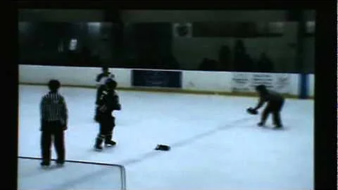 Matt Gross vs. Sciandra - Hockey Fight