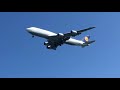Low flyover of an Boeing 747-8!