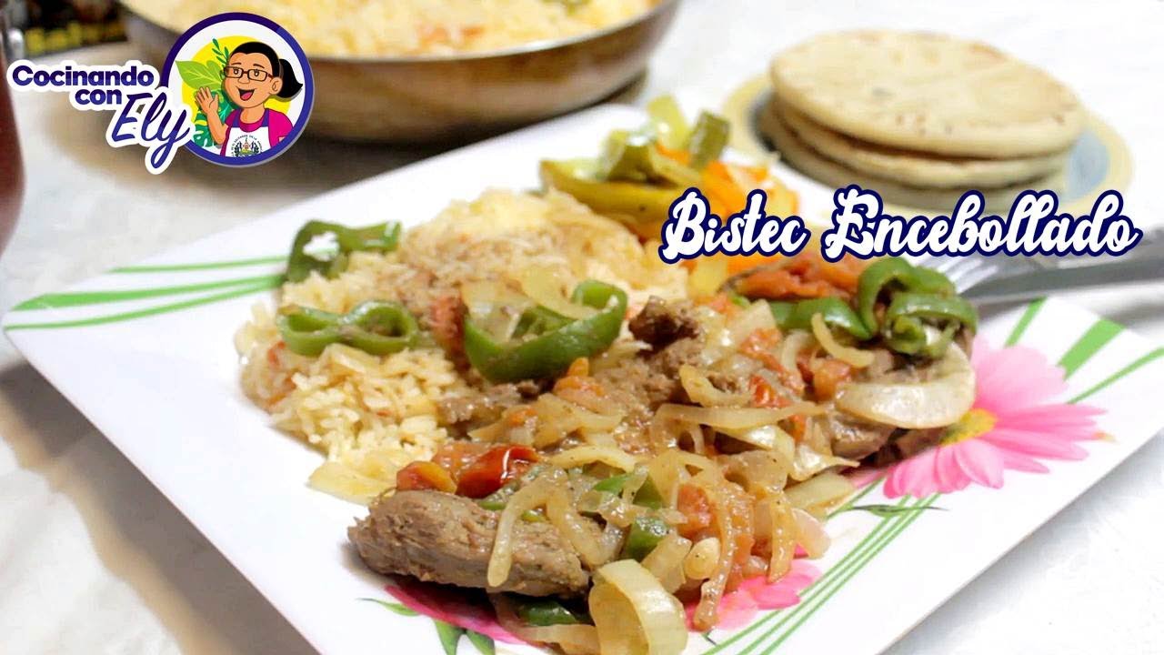 Preparando un Riquísimo BISTEC ENCEBOLLADO CON TOMATE Y CHILE VERDE