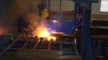 Robotic Plasma Cutting System for Metal Pipe with Automatic Load/Unload - ARC Specialties