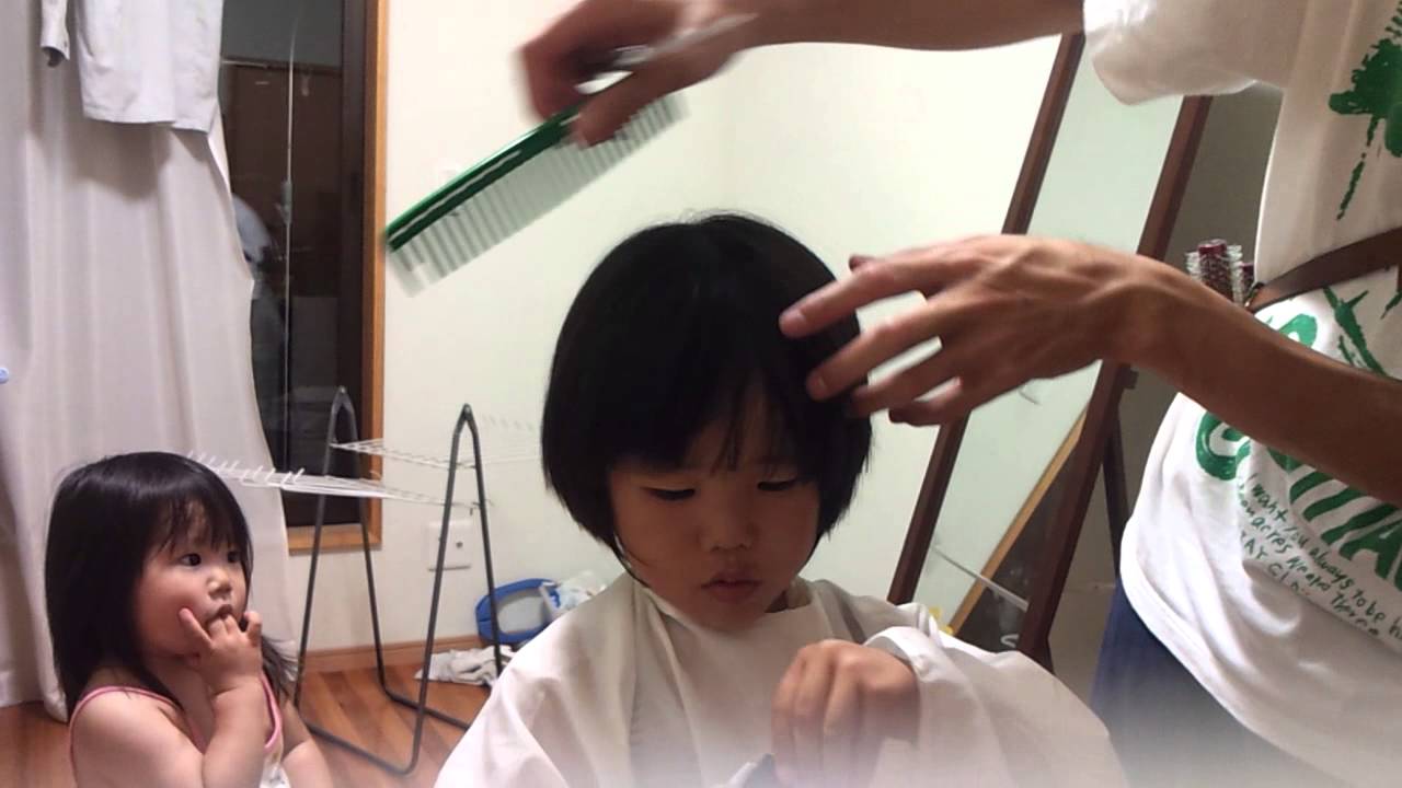 四歳男の子 髪型 自宅でヘアカット How To Cut A Boy S Hair Youtube