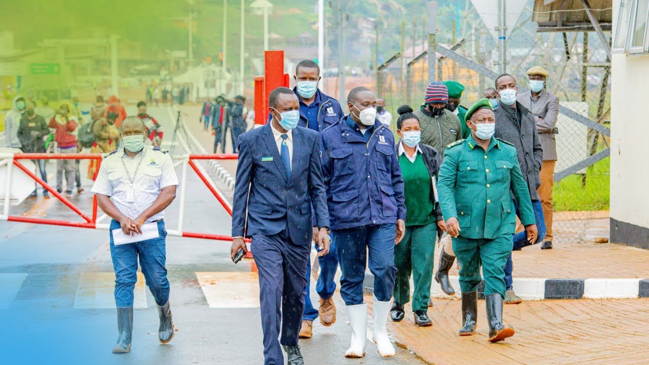 🔴LIVE: Dore uko byifashe ubwo umupaka wa Gatuna uri gufungurwa || Abanyarwanda batangiye kwambuka