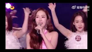 221231 Jessica Levitating