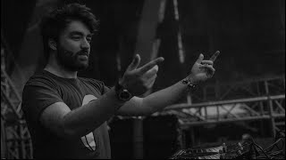 OLIVER HELDENS Move Your Feet x Intoxicated